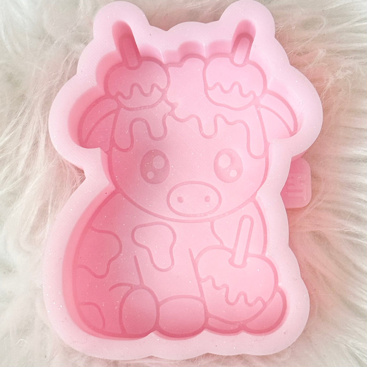 Caramel apples cow