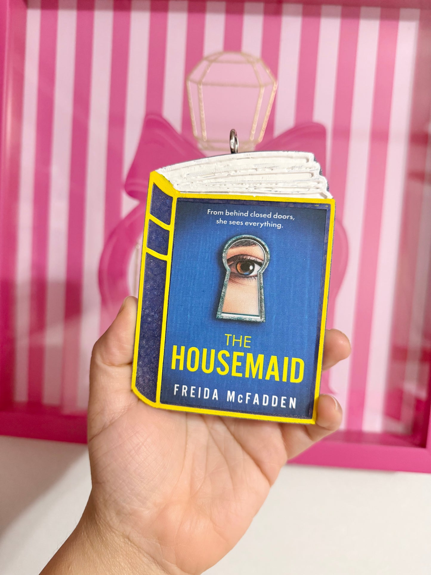 Book freshie: The Housemaid